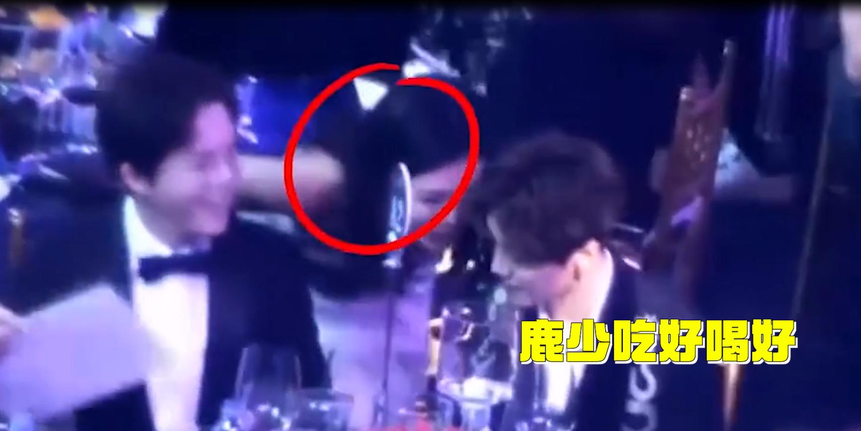 鹿晗背景有多强大？时尚芭莎主编喊他少爷，王思聪都不敢轻易评价