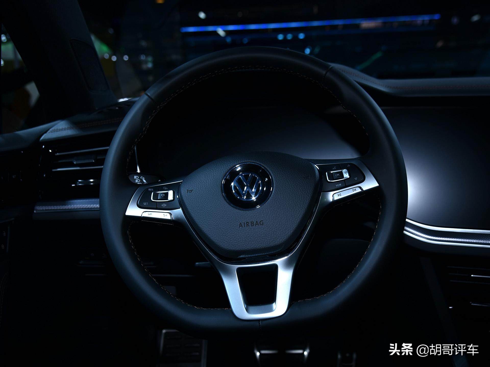 2022款德国进口途锐顶配价格,全新款大众途锐顶配车型价格