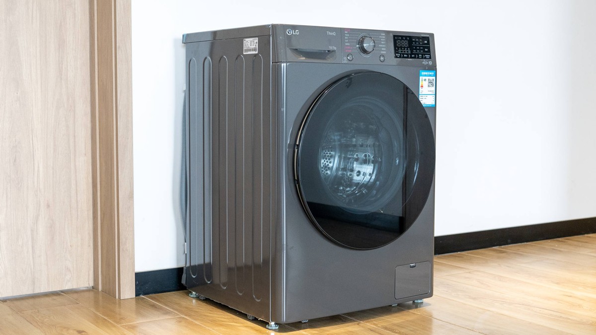 LG洗衣机星云和纤慧系列有啥区别,lg星云系列家用全自动洗烘一体机