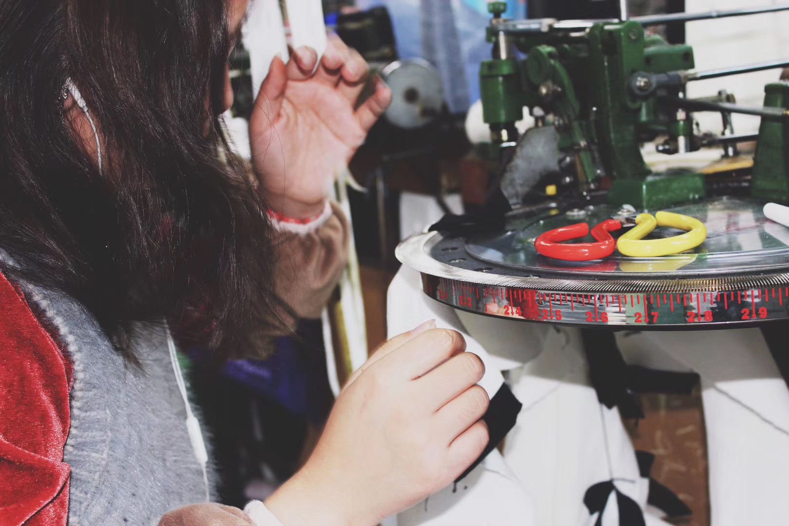 浙江制衣厂工资很高是真的吗,浙江进厂工资怎么样