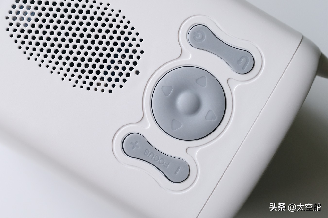 泰捷weboxt1投影仪评测视频,泰捷weboxt1参数