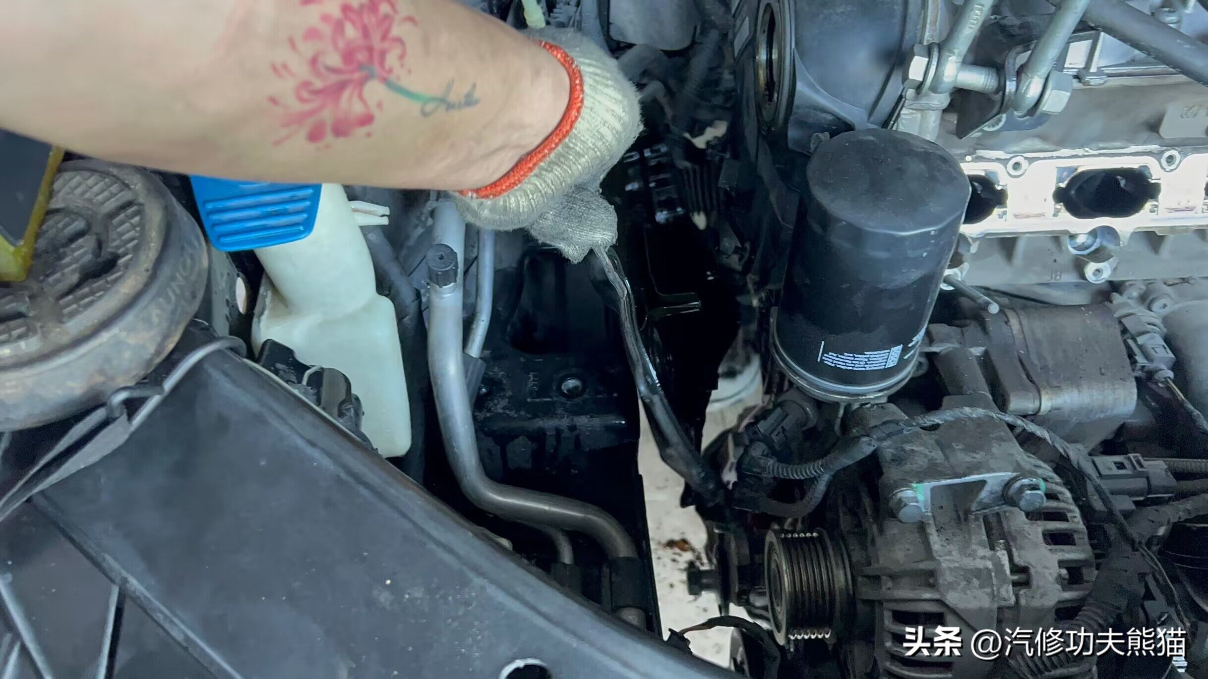 2017款大众迈腾10万公里烧机油,十年的迈腾怎么样后期维修费用