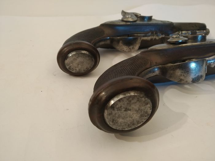 燧发枪与击发枪的区别,燧发枪为什么能取代火绳枪