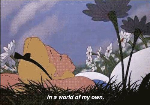 出道失败只因“不是男的”？她的同款“大师香薰”如今却全网疯抢