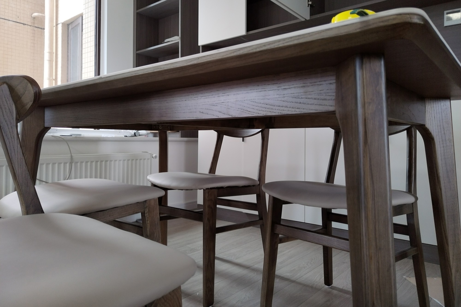 实木餐桌哪种又好又便宜,实木餐桌哪种好用