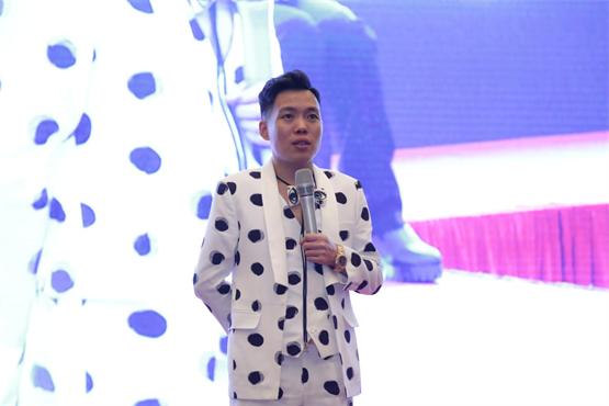 浠庝紒涓氬煿璁埌鑷繁璧嬭兘杞瀷,浠庝紒涓氬煿璁埌浜烘墠鍙戝睍