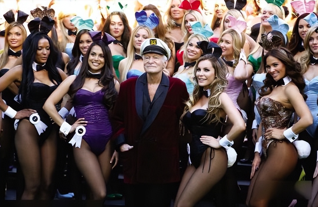 她曾经红极一时26岁退出娱乐圈,她一夜成名后淡出娱乐圈