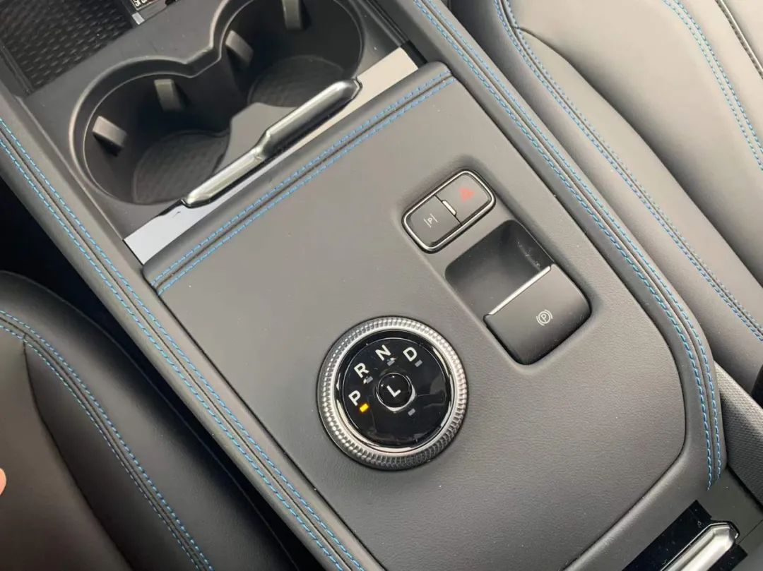 mustangmach-e电动suv怎么样,福特mustangmach-e沉浸体验