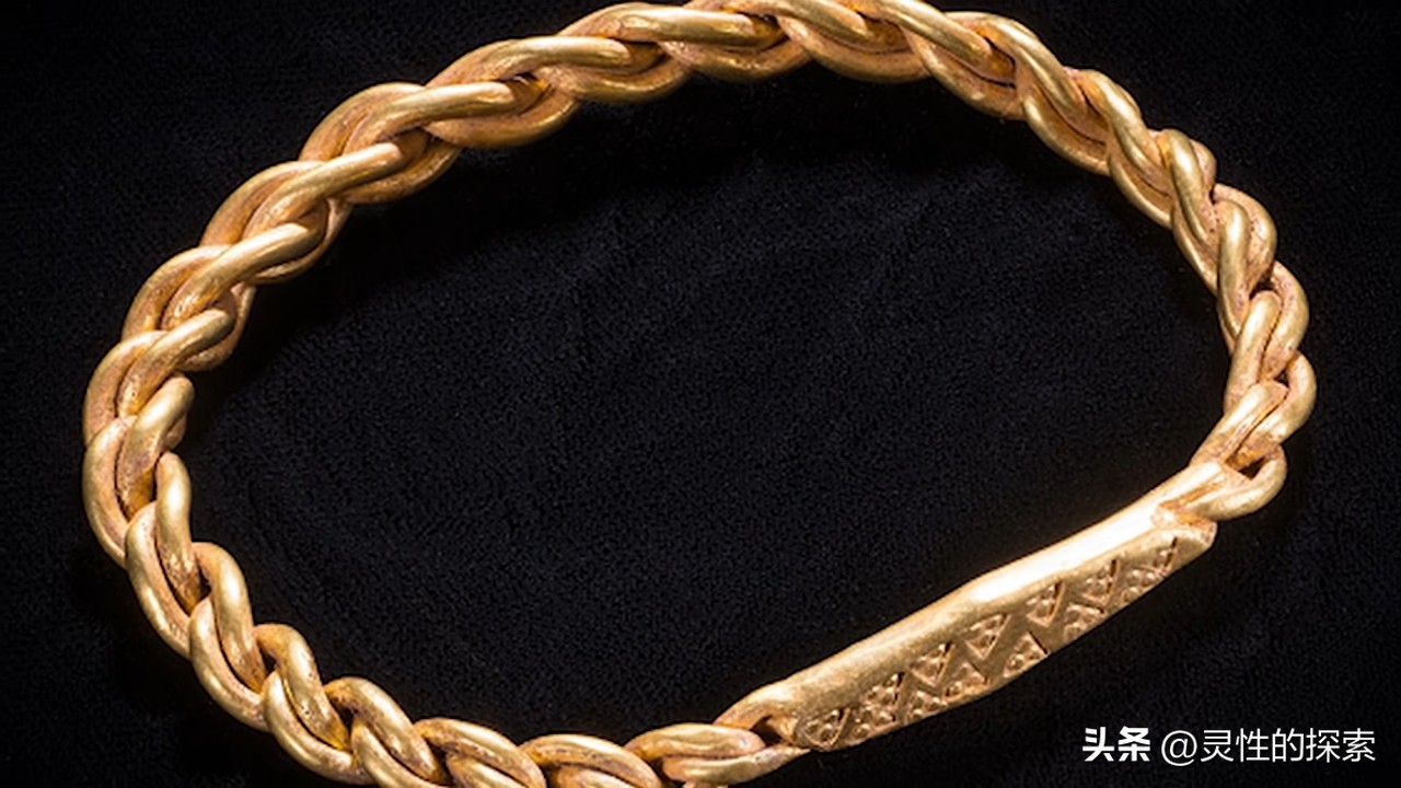 揭秘古代艺术：揭示2000年火山灰下保存的宝藏