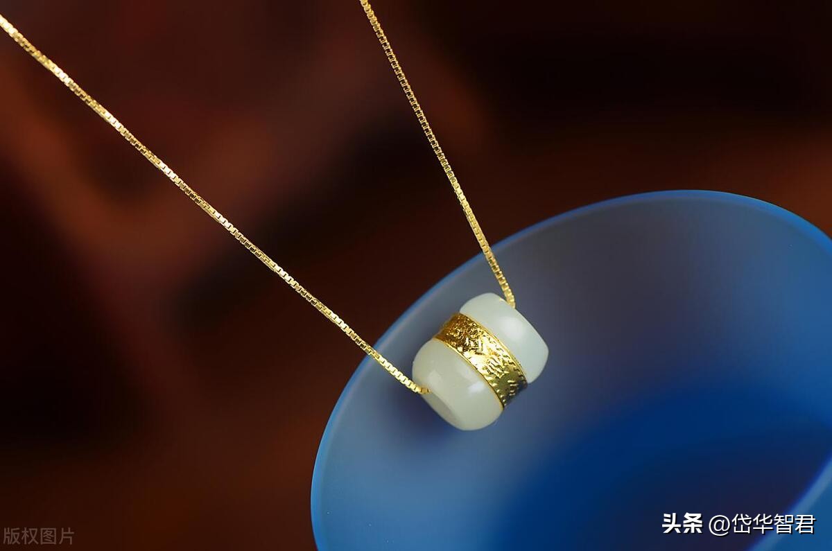 老凤祥是国内珠宝品牌的龙头吗,黄金纯度排名前十名品牌老凤祥