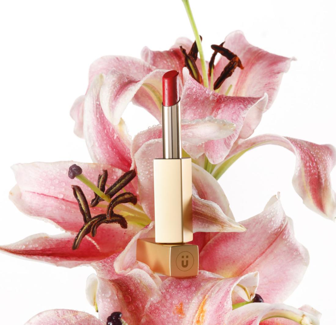 嘴唇怎么涂口红才正确,嘴唇是m型的口红怎么涂