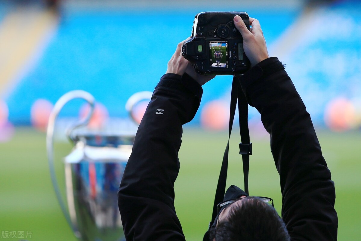 齐达内赞扬瓜迪奥拉,齐达内评价西班牙