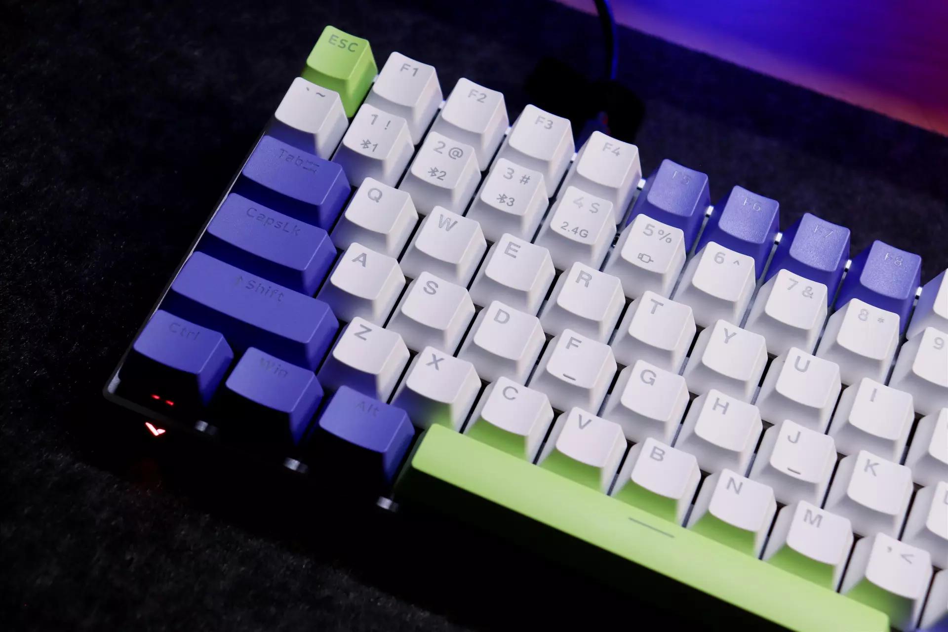 雷柏V700-8A多模机械键盘,雷柏v700rgb合金版机械键盘测评