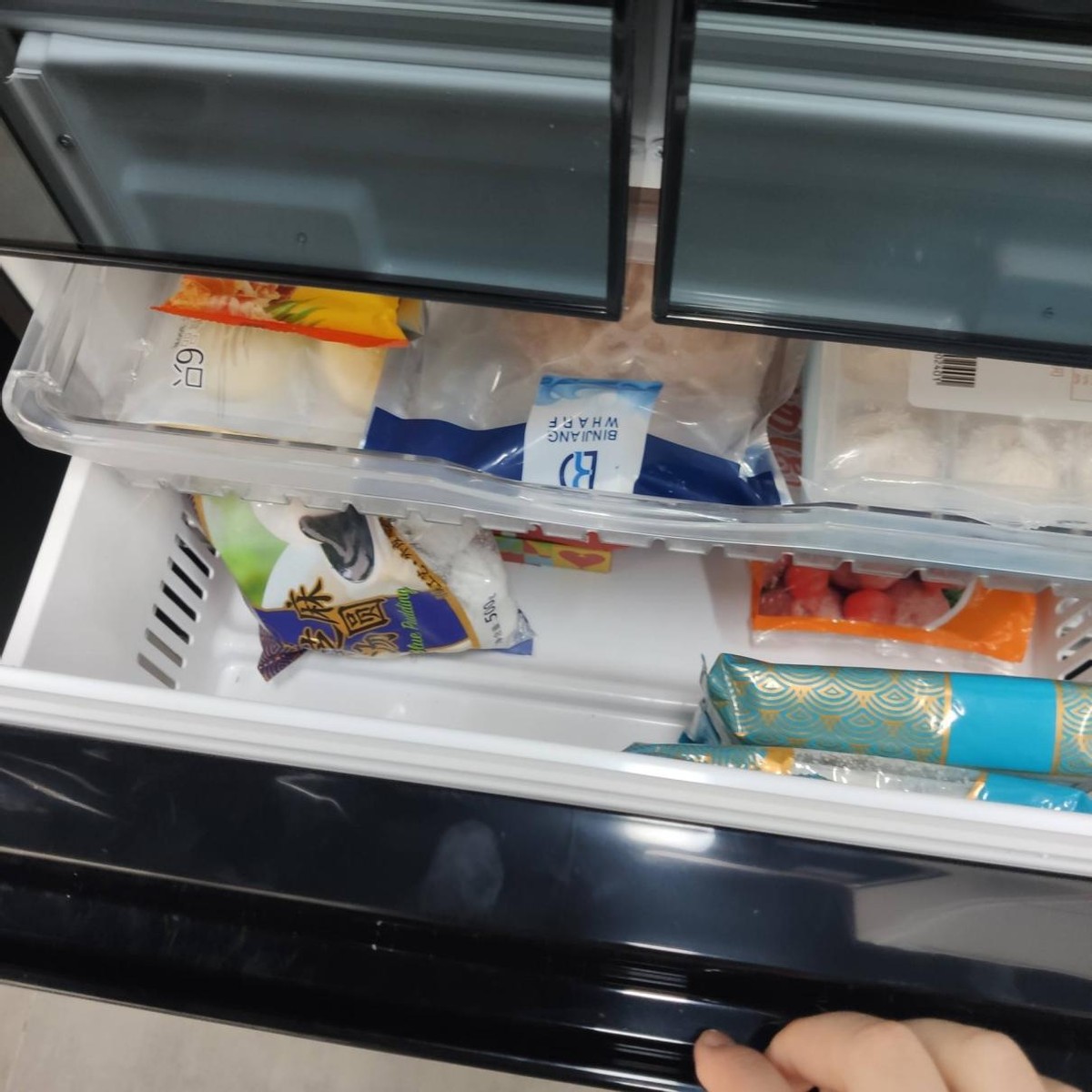 日立冰箱wx650kc对比kw590kc,日立冰箱r-zx750kc和r-zxc750kc的区别