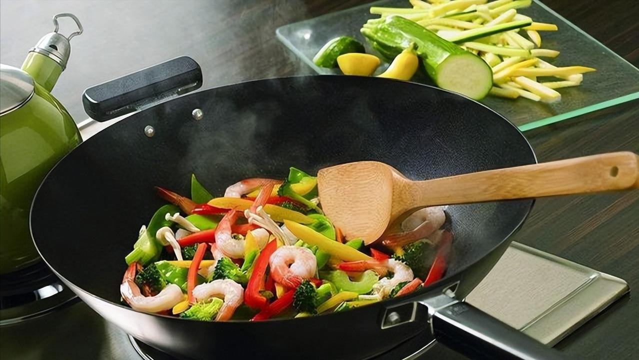 糖吃多了会诱发妇科病吗,长期吃甜食易得乳腺癌