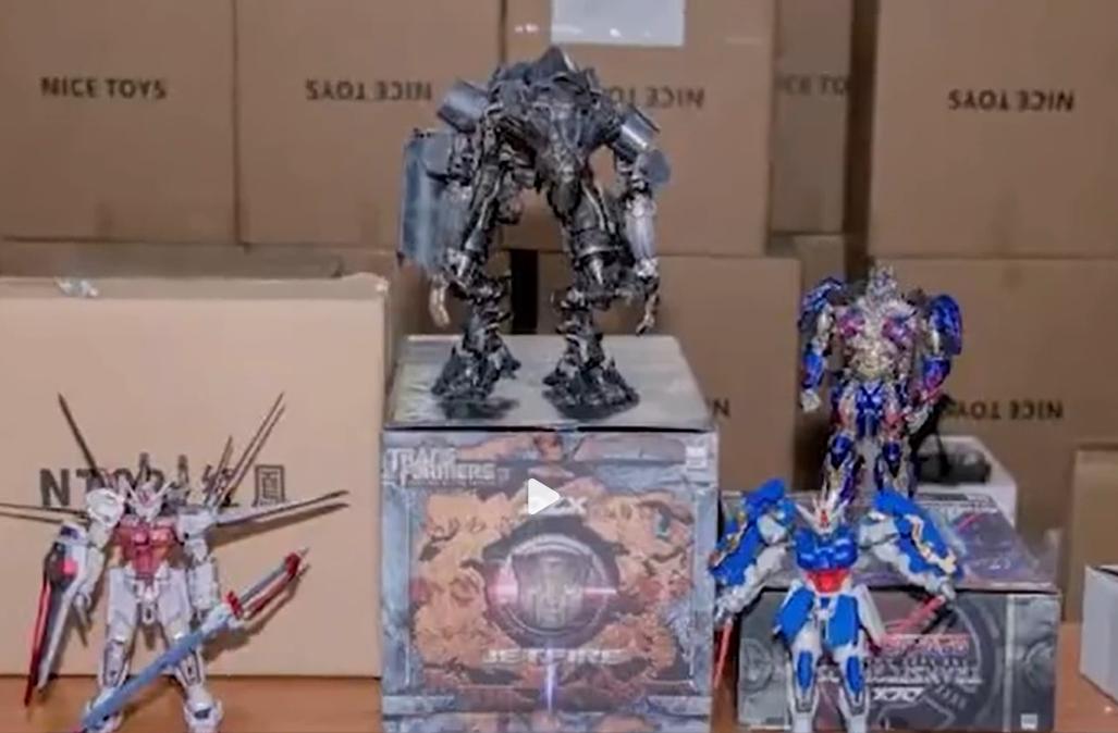 【法治热点早知道】网传人贩子“梅姨”落网？警方回应