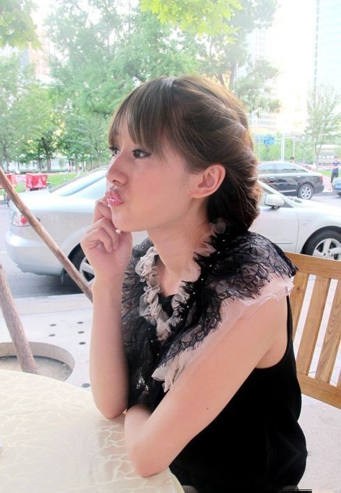 洗头妹逆袭分手费9亿,洗头妹韦雪个人资料