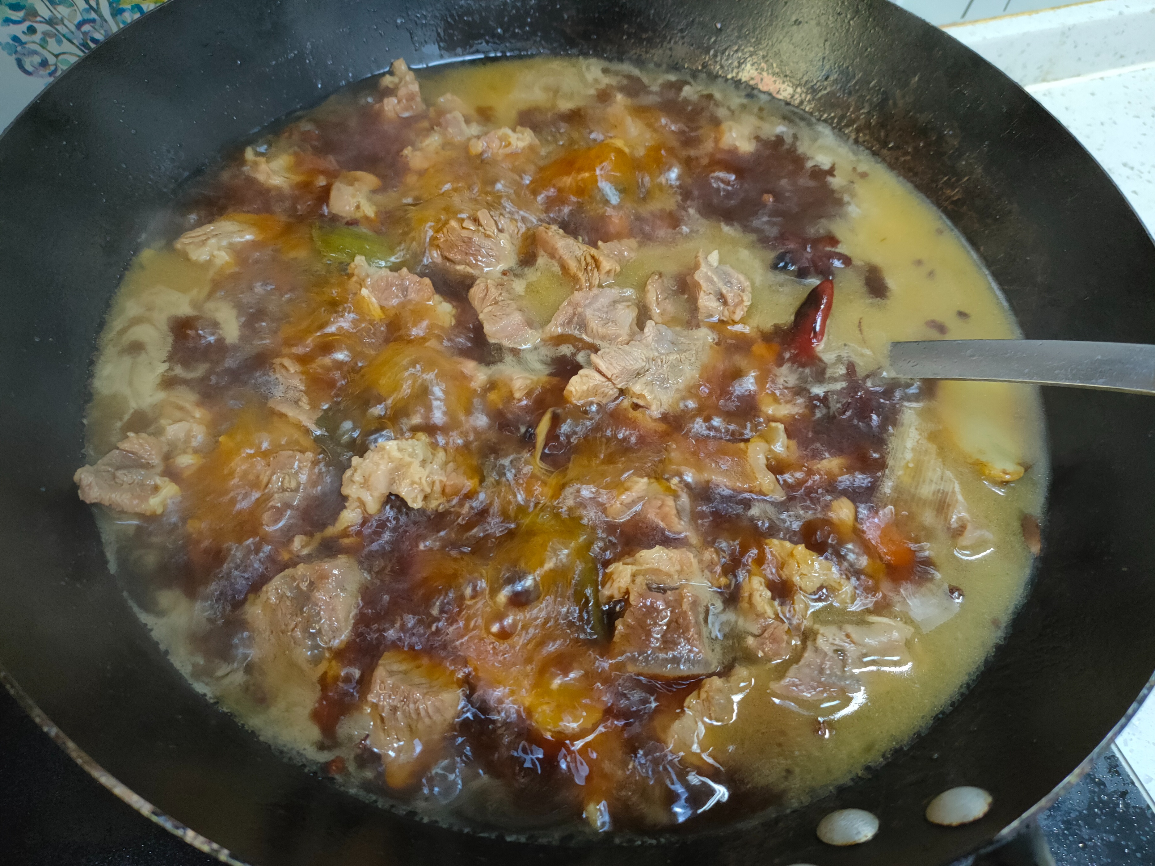 家常炖牛肉做法牛肉加一物软烂,高压锅炖牛肉多长时间牛肉软烂呢