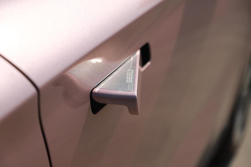 几何m6是大型新能源车吗,几何m6真实用车感受