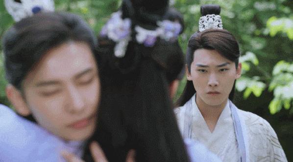 成毅袁冰妍电视剧吻戏片段,成毅袁冰妍小竹林吻戏花絮