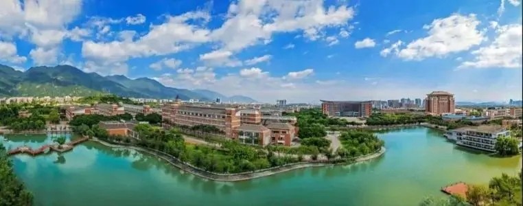 “天涯海角”一师范:实力真的很强悍!分低实力强,值得报考