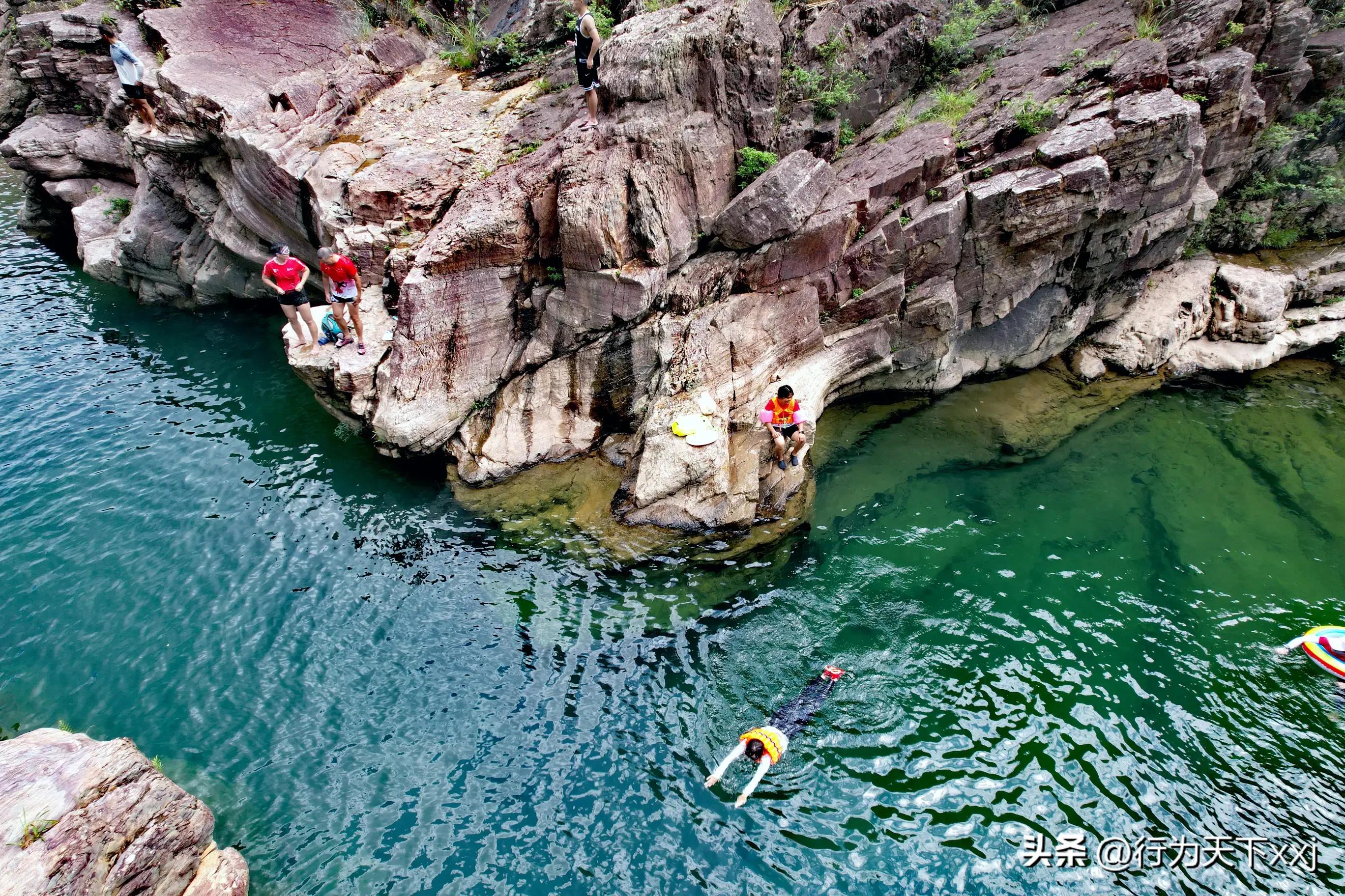 避暑天堂惹人醉完整版,避暑胜地康养天堂