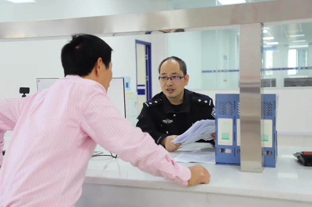 公安街面警务站,街面多功能警务工作站