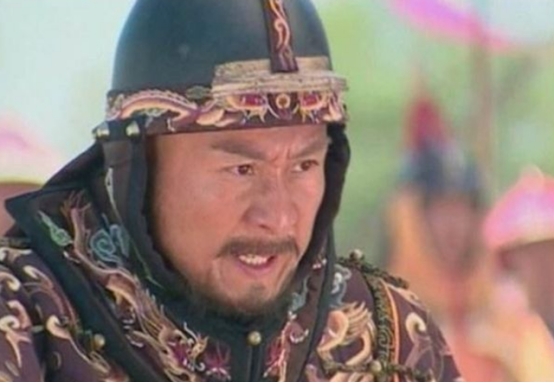 和珅与刘墉谁的年龄大,和珅阿桂同时期官位