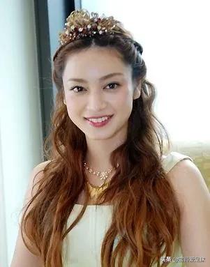 世界杯足球日本太太团,日本2018世界杯太太团