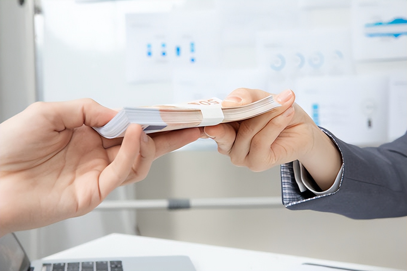 交了社保后多久可以社保报销,没有交过社保的电子社保能报销吗