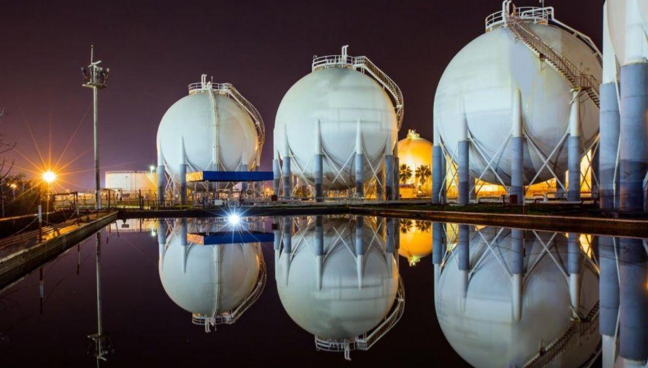 欧洲能源涨价带动经济,欧洲能源价格飙升6倍