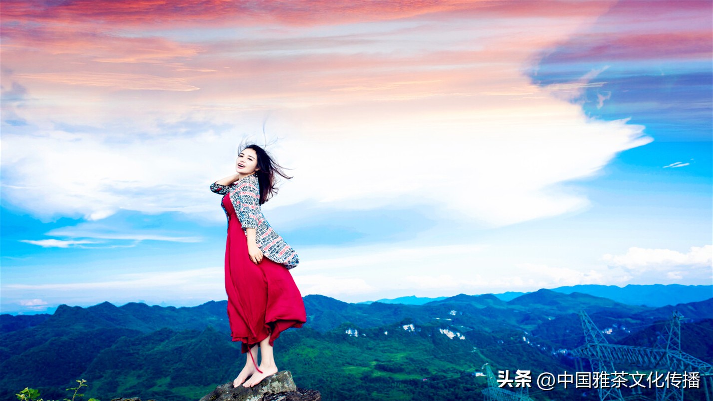 世事浮华岁月喧嚣,岁月如歌谁与共浮华若梦