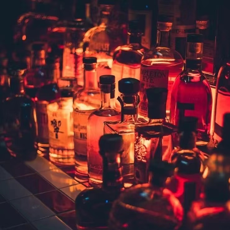 19岁女孩约会网友被强奸，体内发现精液，警方调查后把男友给抓了