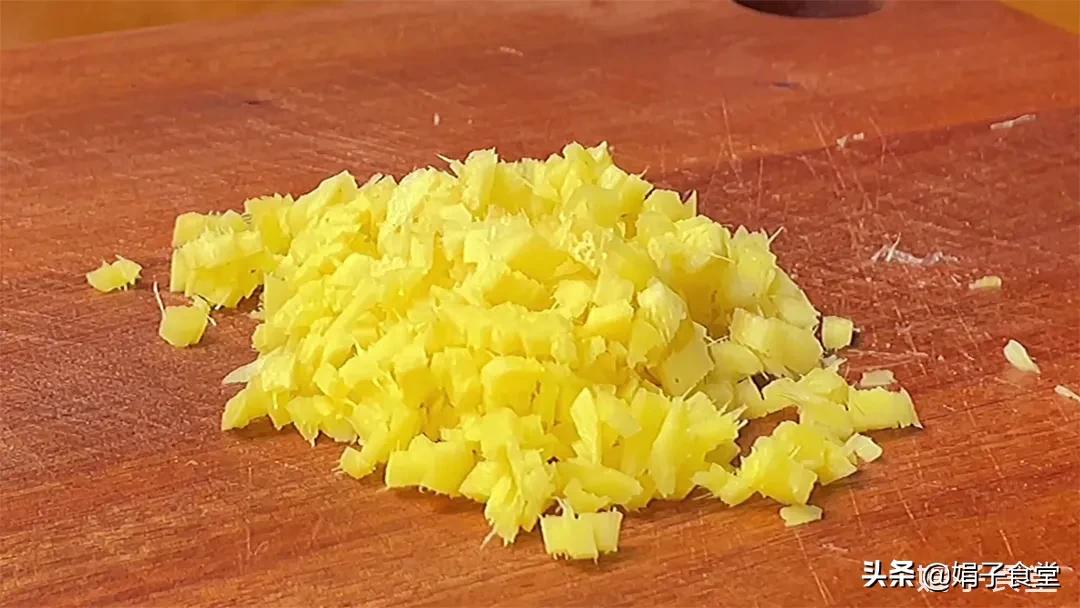 大厨教你秘制炸酱,乡村美食炸酱面酱料正宗做法