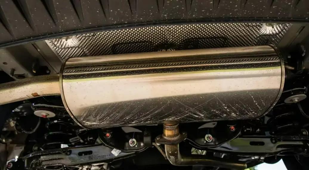 需要报废的汽车怎么处理,报废汽车卖到黑市国家怎么处理