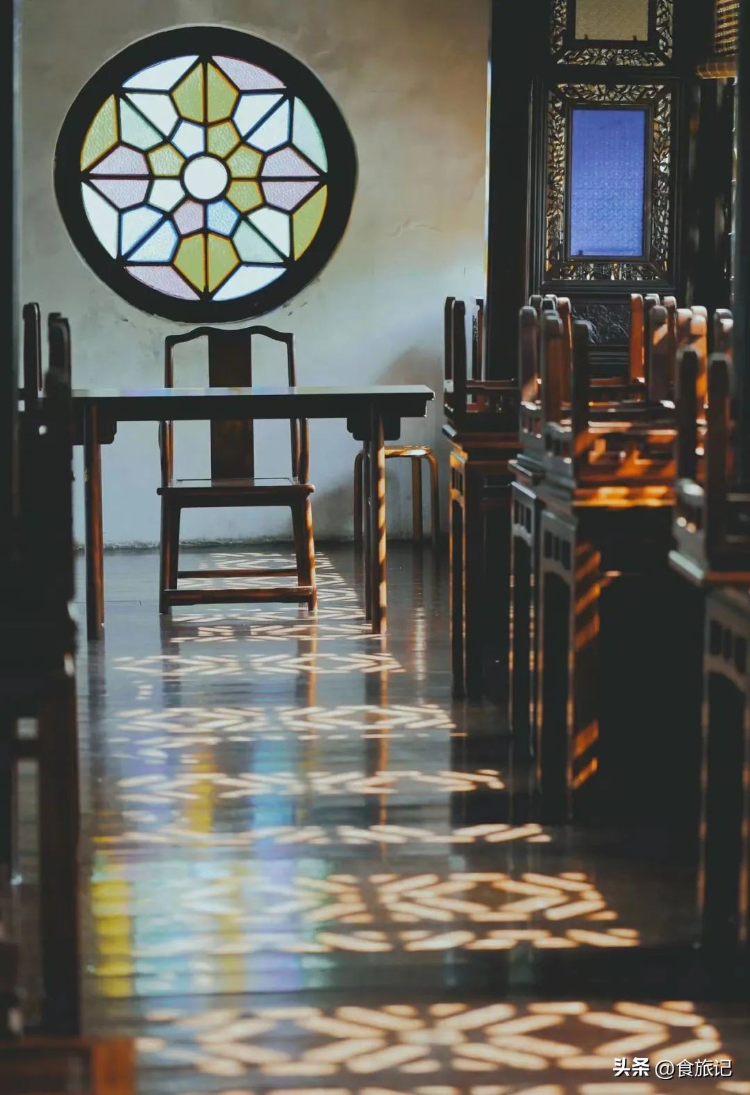 与其异想天开不如脚踏实地,与其身在其中不如置身事外吧