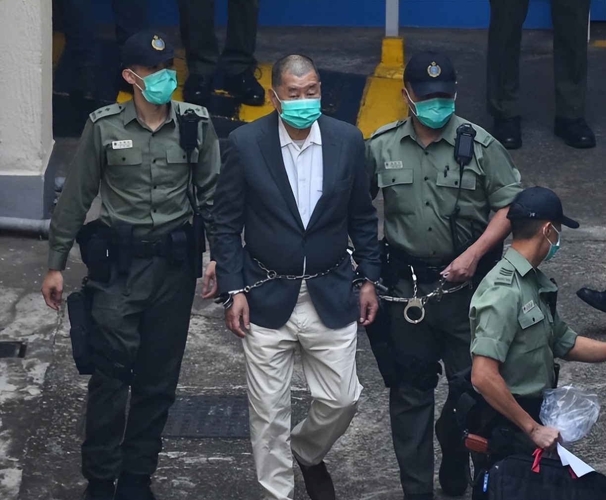 走江湖唯此一招!*智英黎**欺诈罪成涉5.16亿,办媒体乱香港欺诈成性