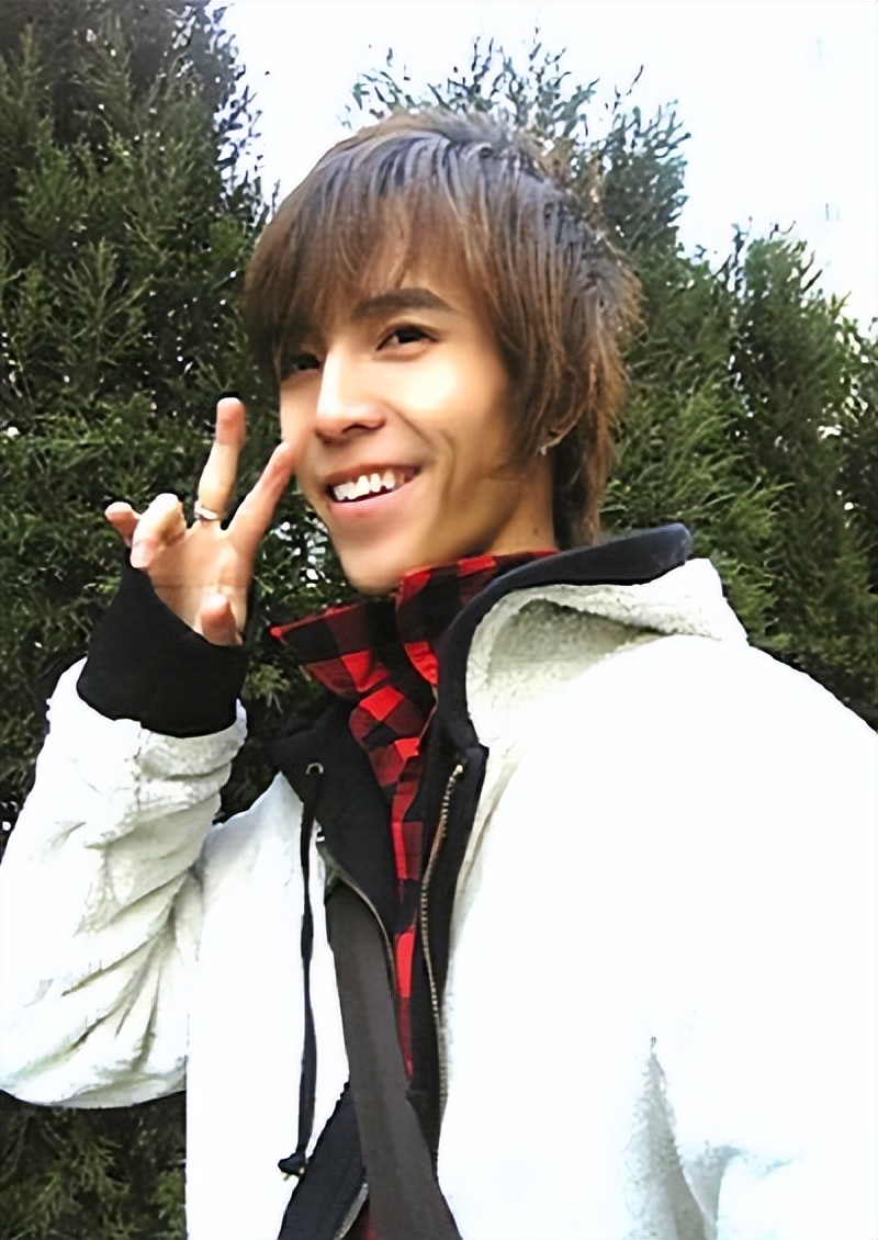 郭敬明小时代为什么又火了 (郭敬明小时代大家怎么看)