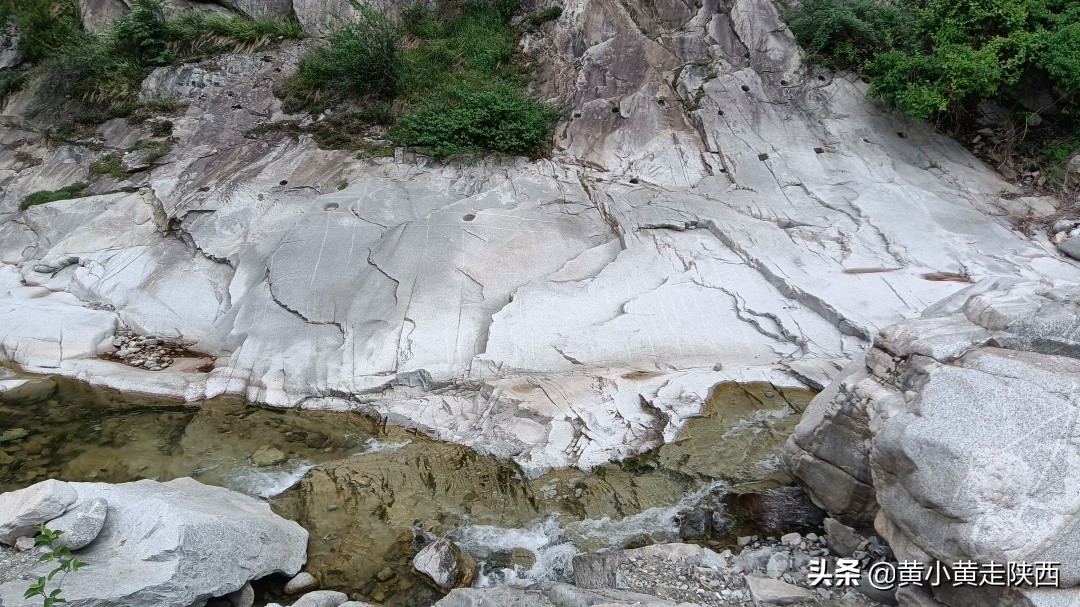 真没想到，蓝田还藏着一条通安康的古商道！很多人路过却不知道
