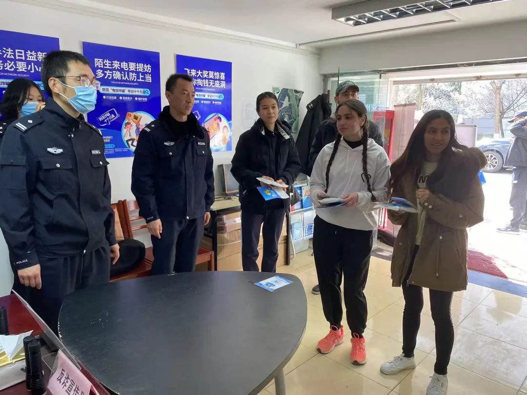 雷锋精神在今天的实际意义,雷锋精神活动视频