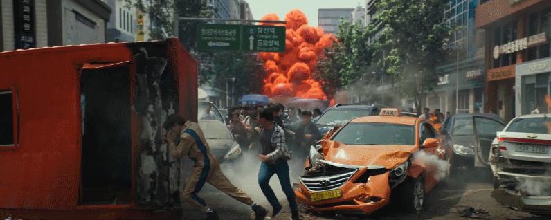 花了200亿拍的电影,花了两个亿拍的电影