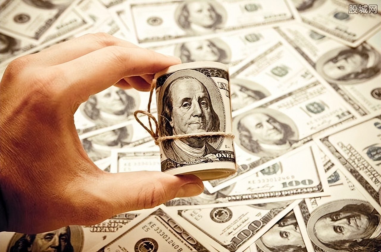 中国大量抛售美国国债会怎么样,如果中国大规模抛售美债会怎么样