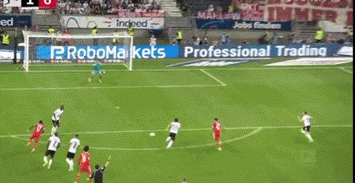 德甲领头羊惊天逆转,德甲夺冠5场狂轰22球