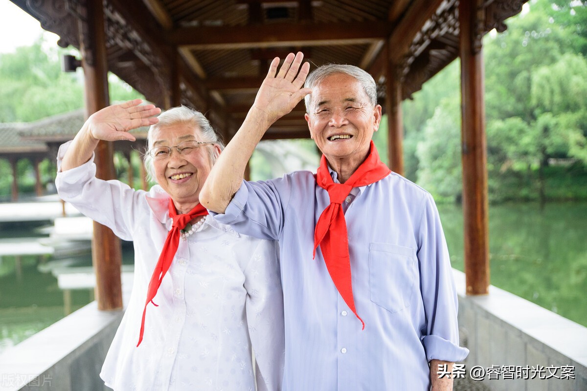 一个永远保持微笑的人,一个懂得微笑的人