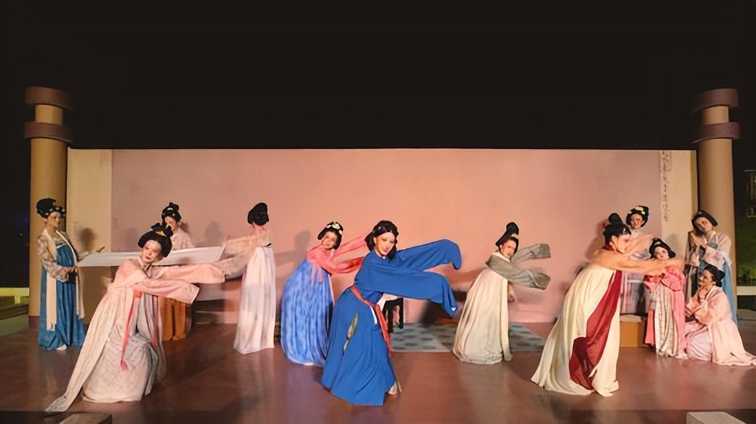 汉唐古典舞史,秦汉时期的古典舞