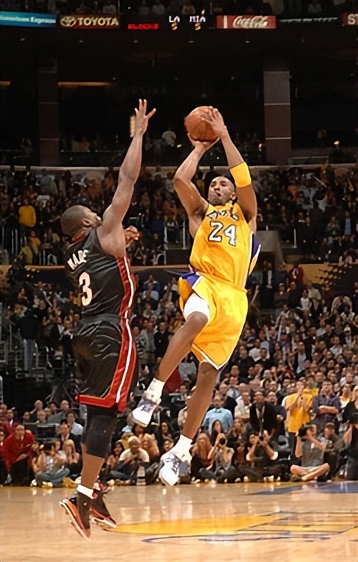 今日nba球鞋上脚一览,最不可思议的nba上脚球鞋