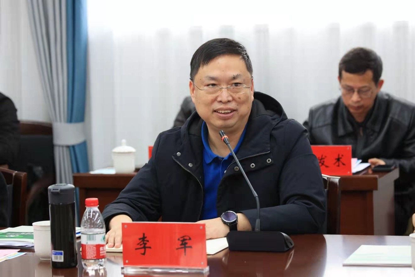 姊妹结对携手共进——株洲市石峰区赴长沙市雨花区开展“一校一特”创建工作交流活动