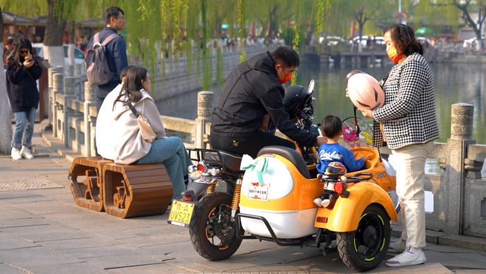 济南曲水亭街漫步,济南曲水亭街异域风情