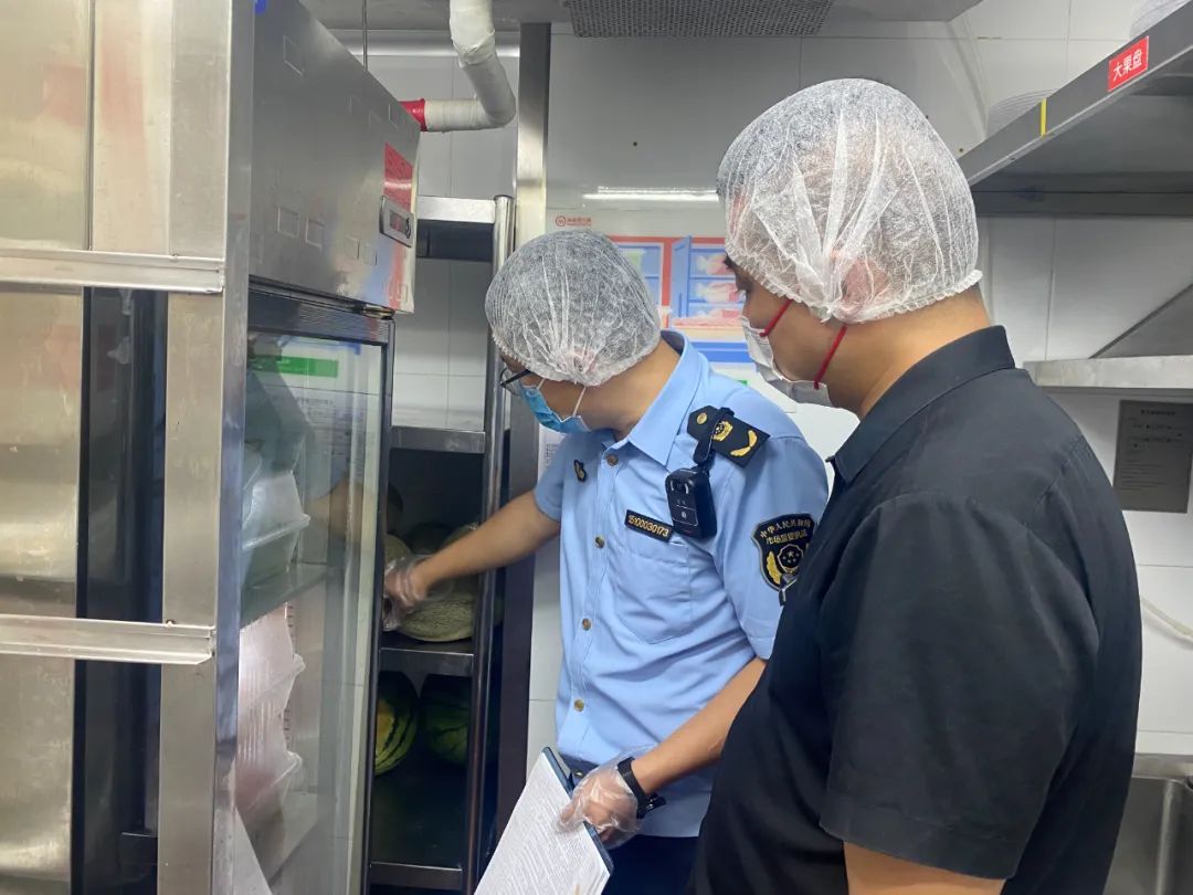 海底捞辣火锅,海底捞辣卤火锅