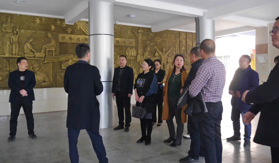 达川区管村中学：交流学习同成长对口帮扶谱新篇